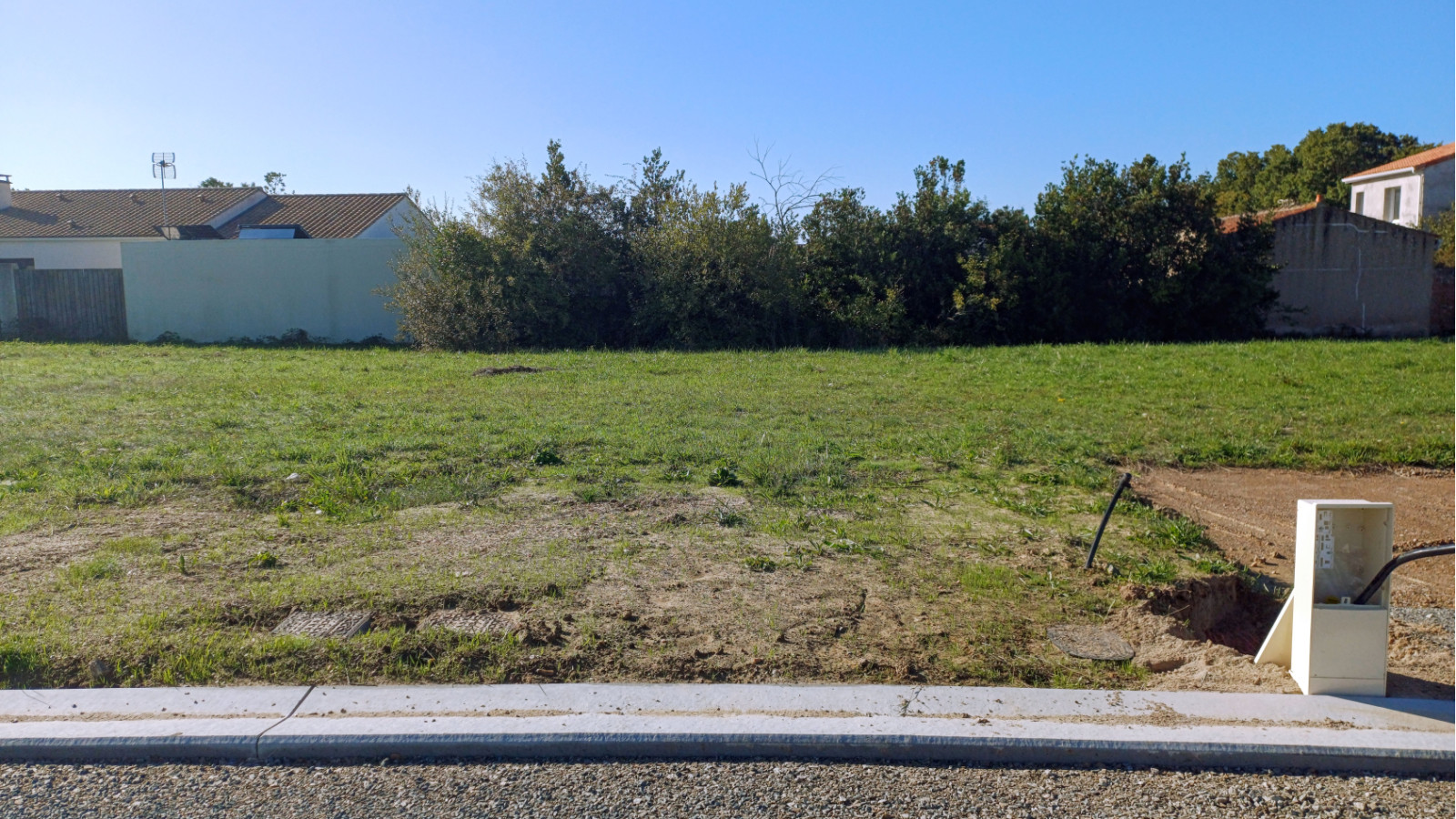 Terrain constructible de 415m2 à Commequiers