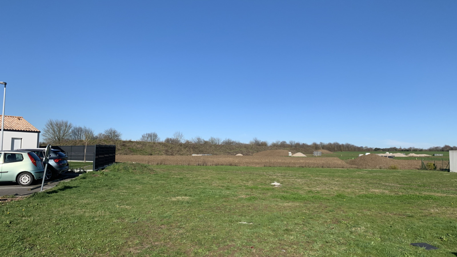 Terrain constructible de 466m2 à Aizenay