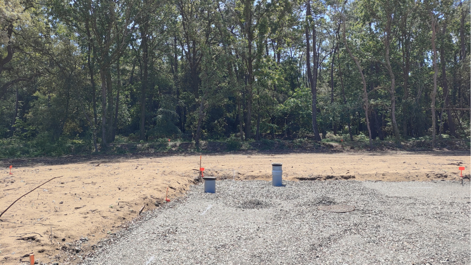 Terrain constructible de 379m2 à Longeville-sur-Mer