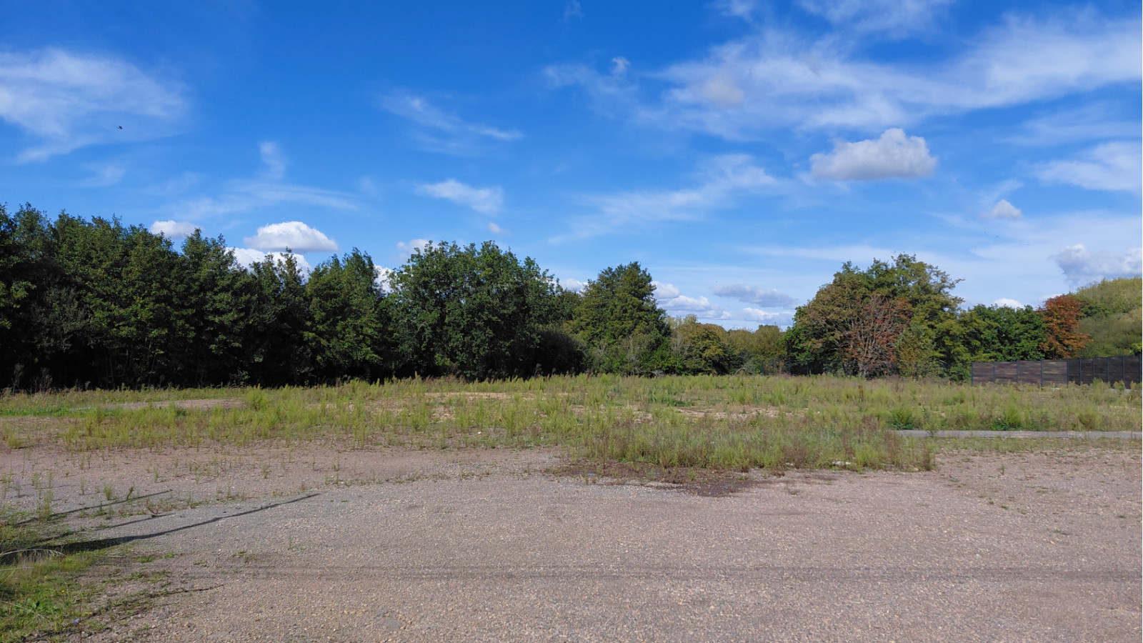 Terrain constructible de 310m2 à Avrillé