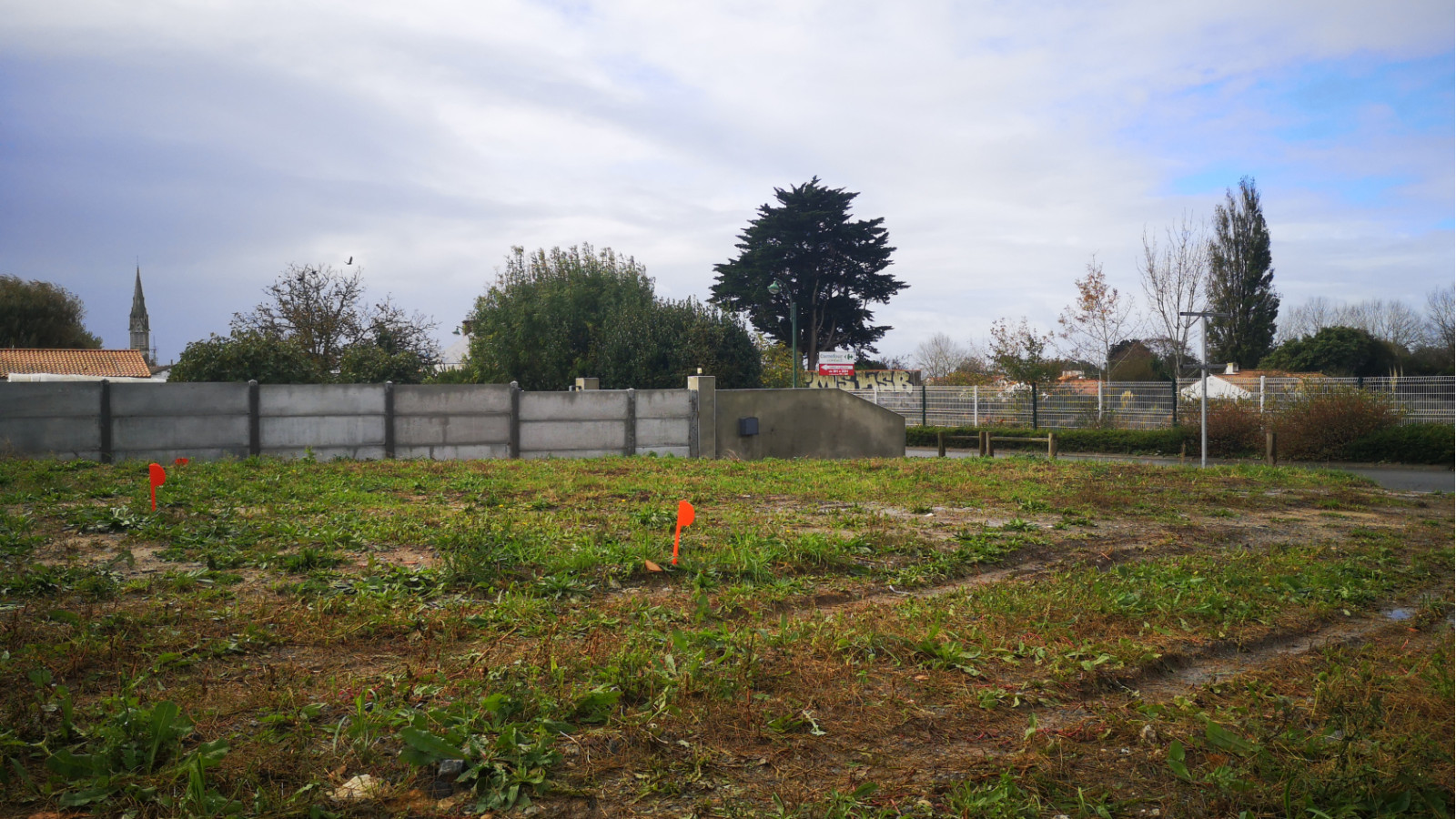 Terrain constructible de 508m2 à Martinet