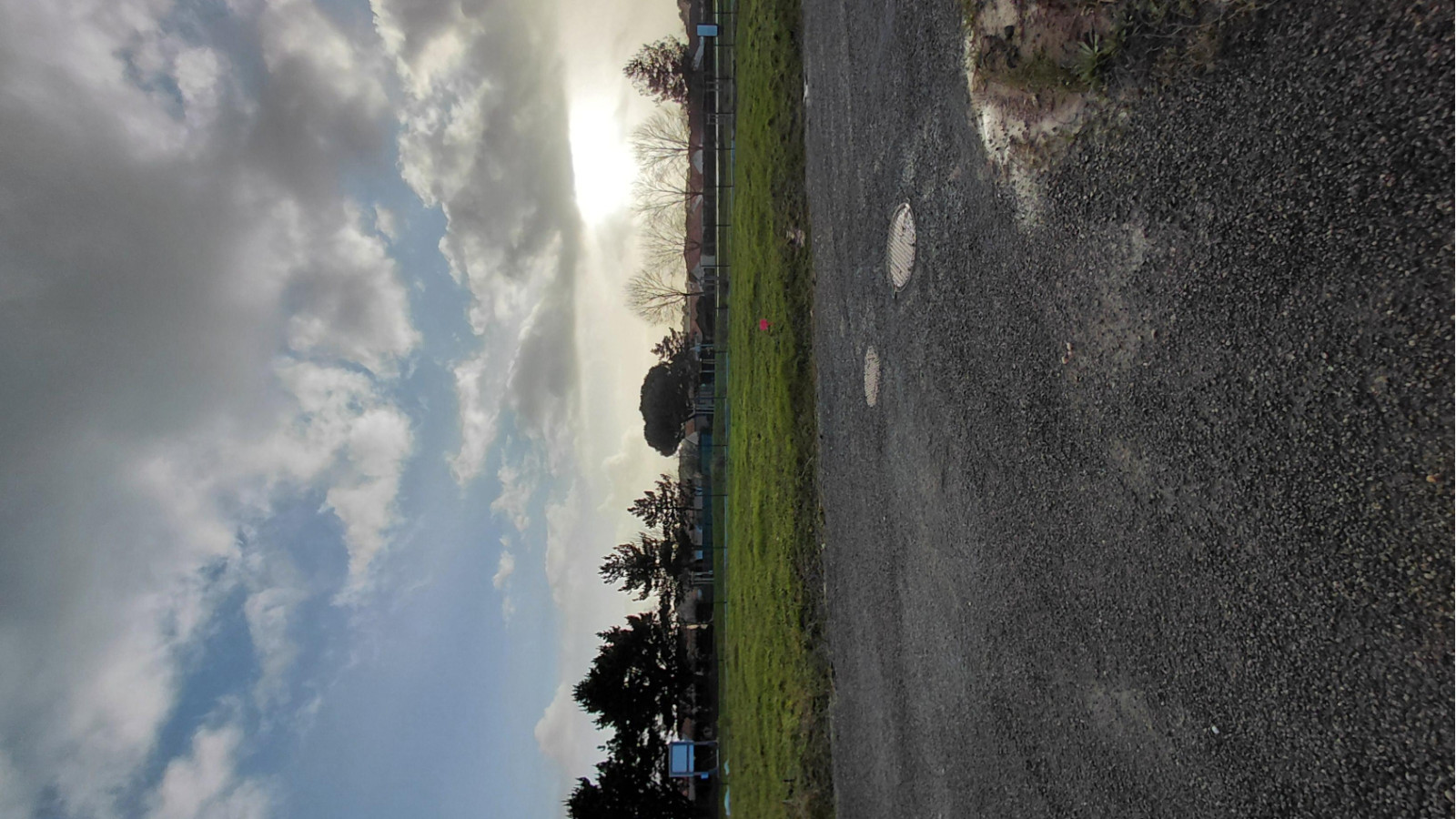 Terrain constructible de 420m2 à Saint-Hilaire-la-Forêt