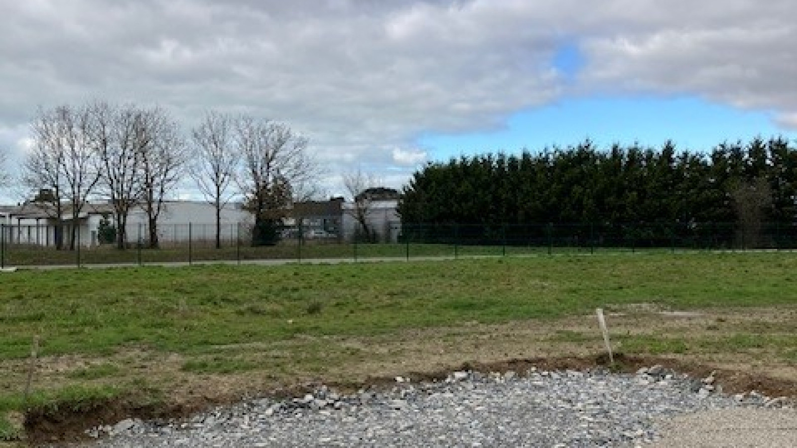 Terrain constructible de 365m2 à Longeville-sur-Mer