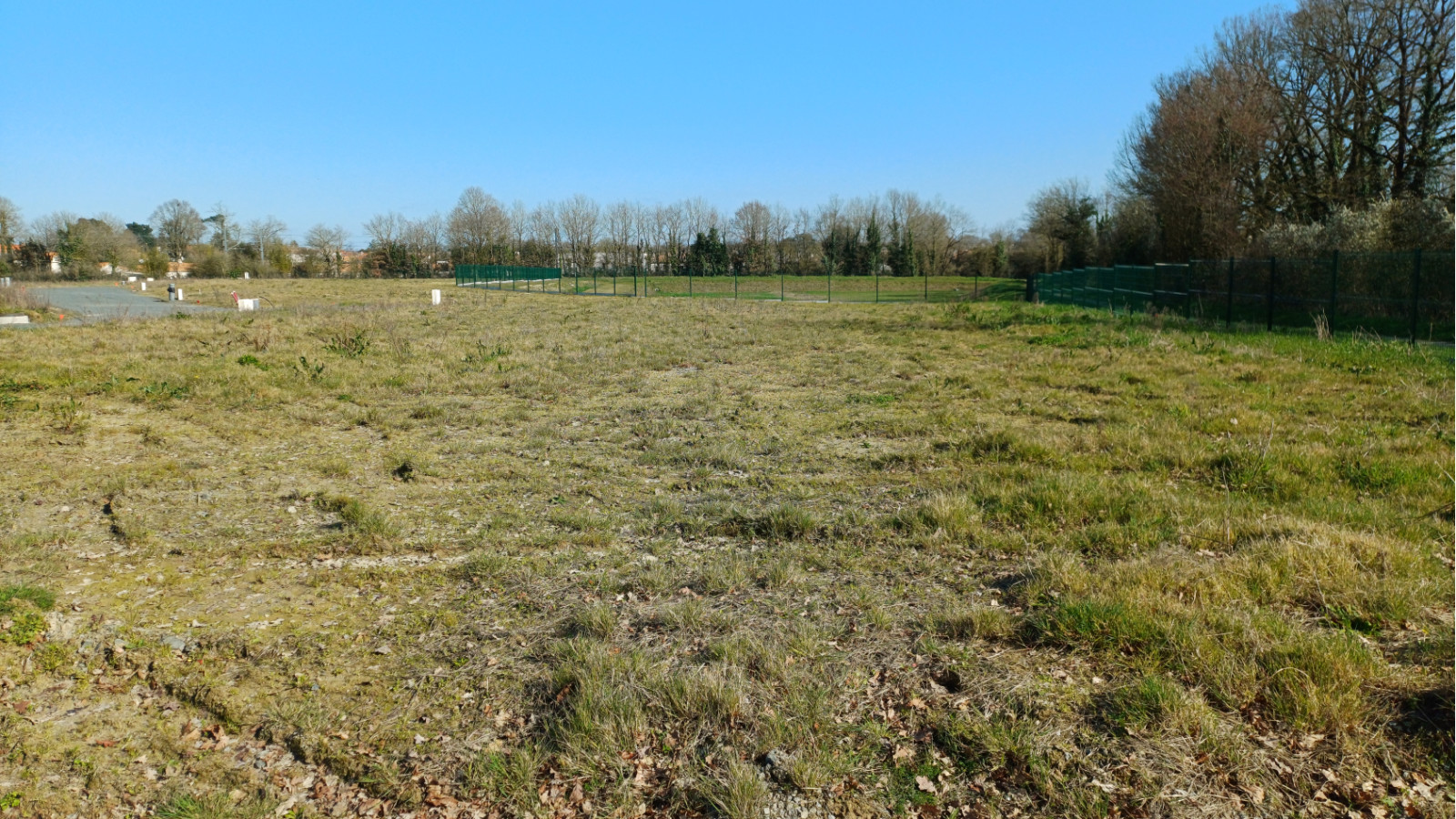 Terrain constructible de 373m2 à Challans