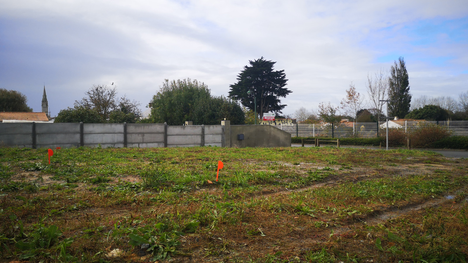 Terrain constructible de 364m2 à La Garnache