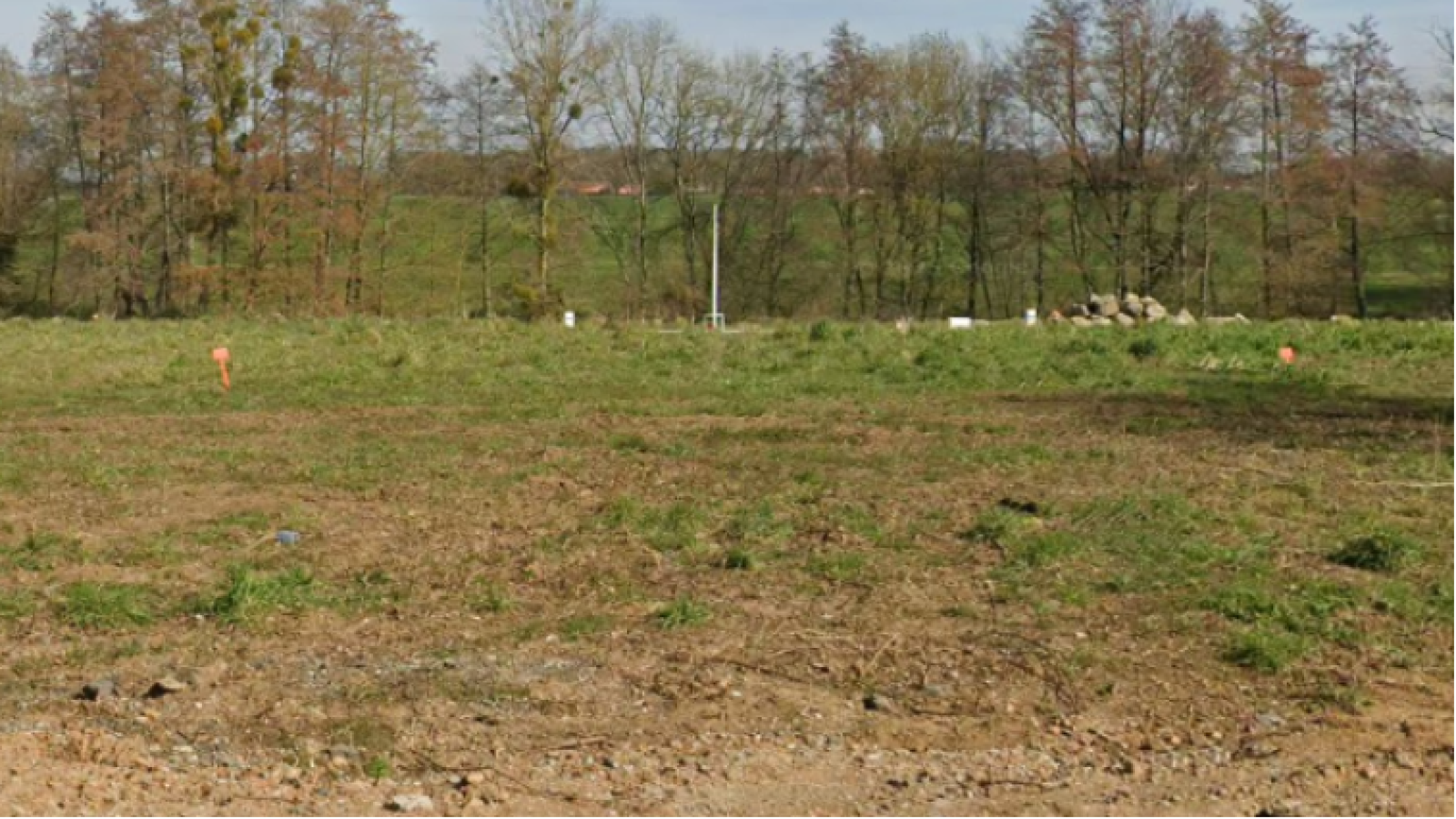 Terrain constructible de 792m2 à Dompierre-sur-Yon