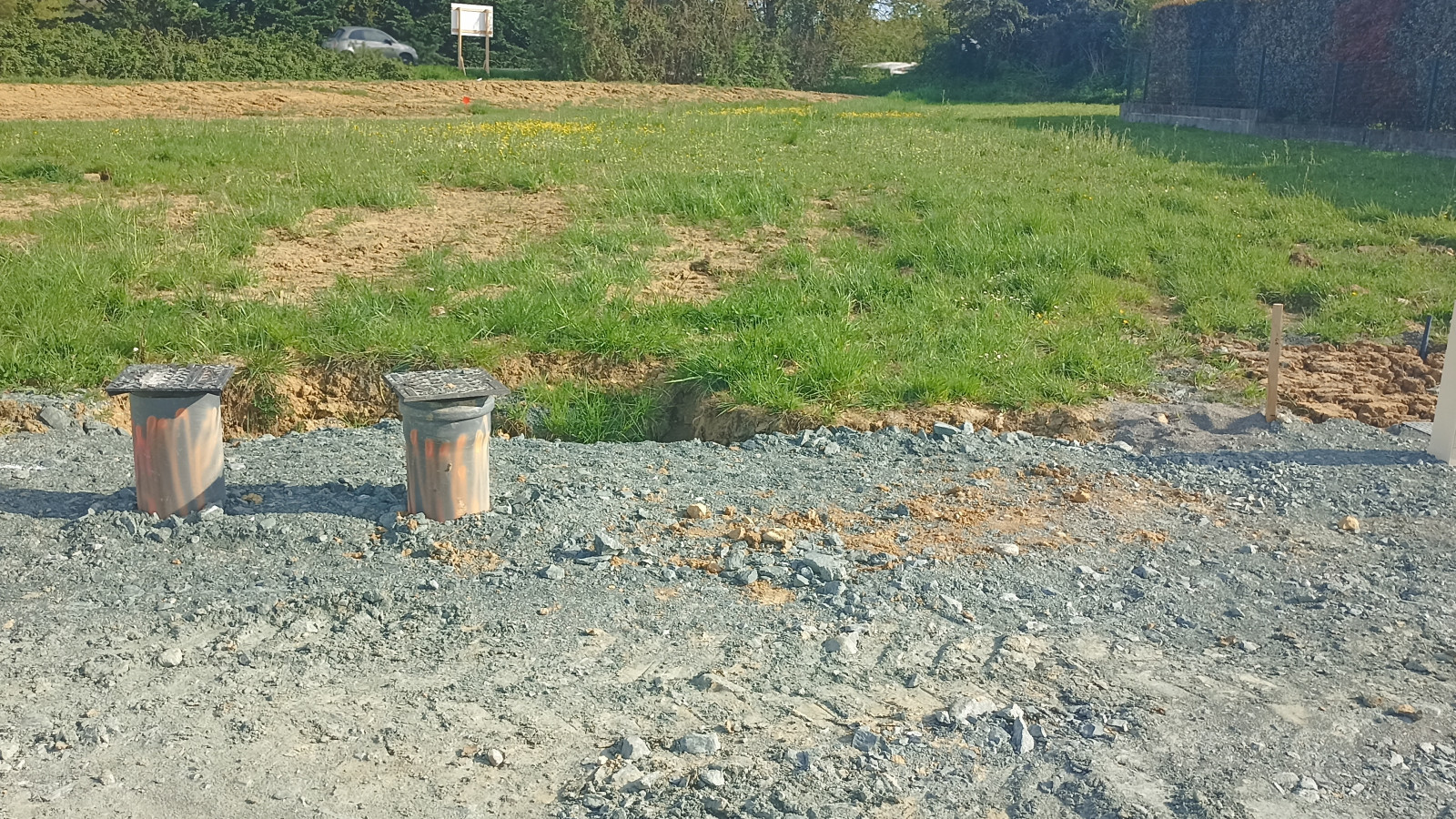 Terrain constructible de 435m2 à Beaulieu-sous-la-Roche