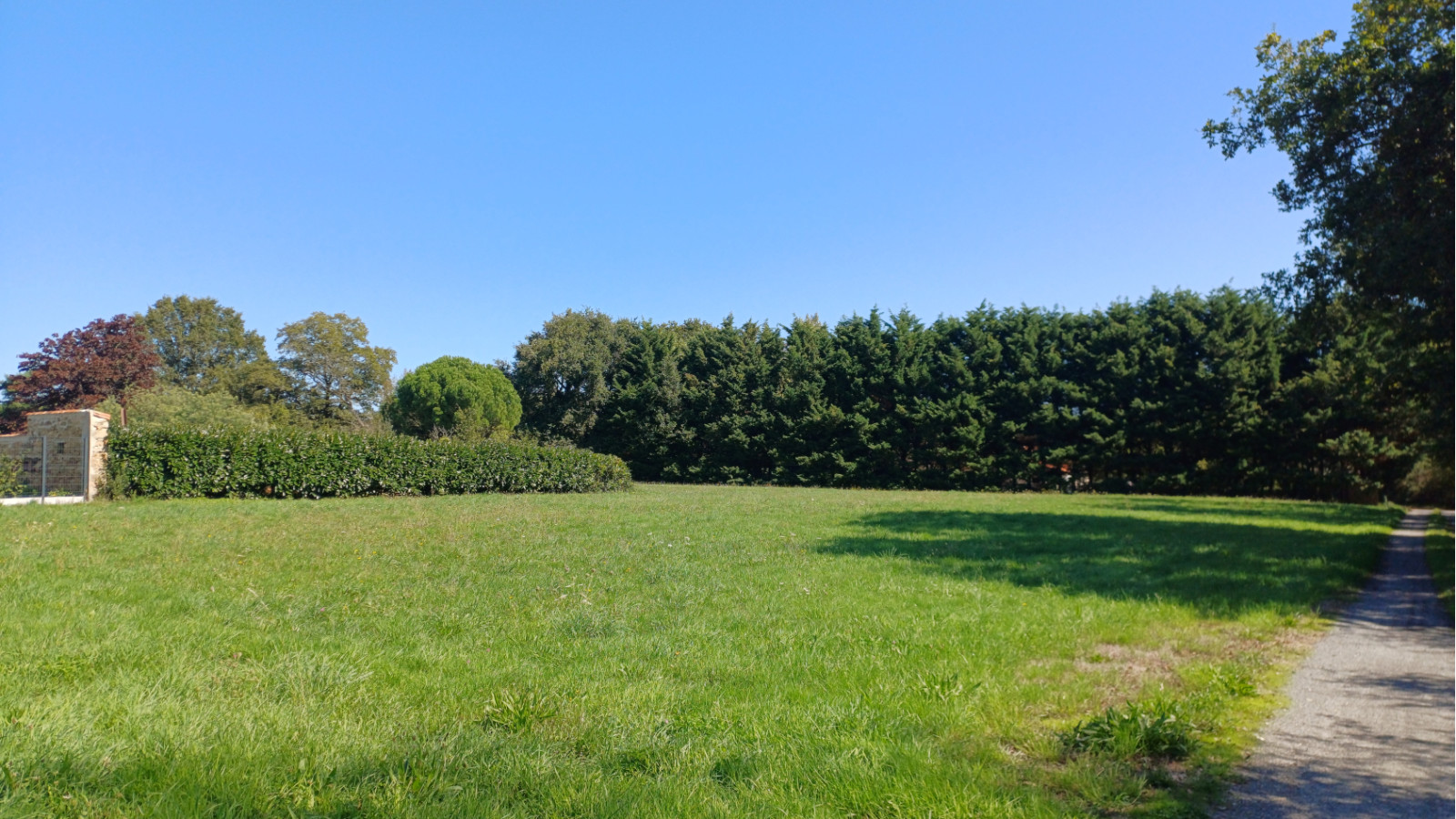 Terrain constructible de 610m2 à Les Lucs-sur-Boulogne