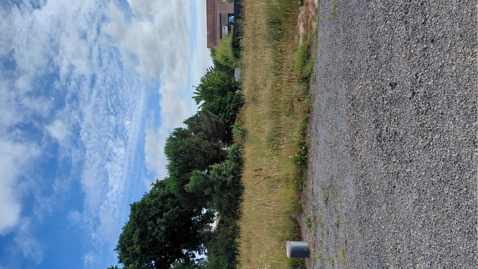Terrain constructible de 304m2 à Longeville-sur-Mer