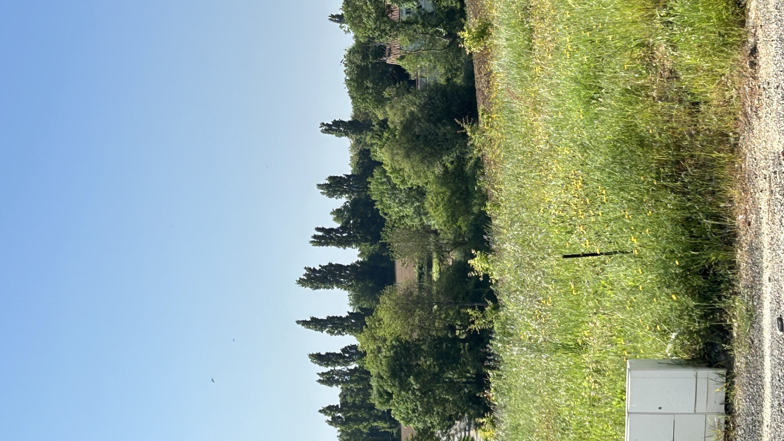 Terrain constructible de 419m2 à Maché