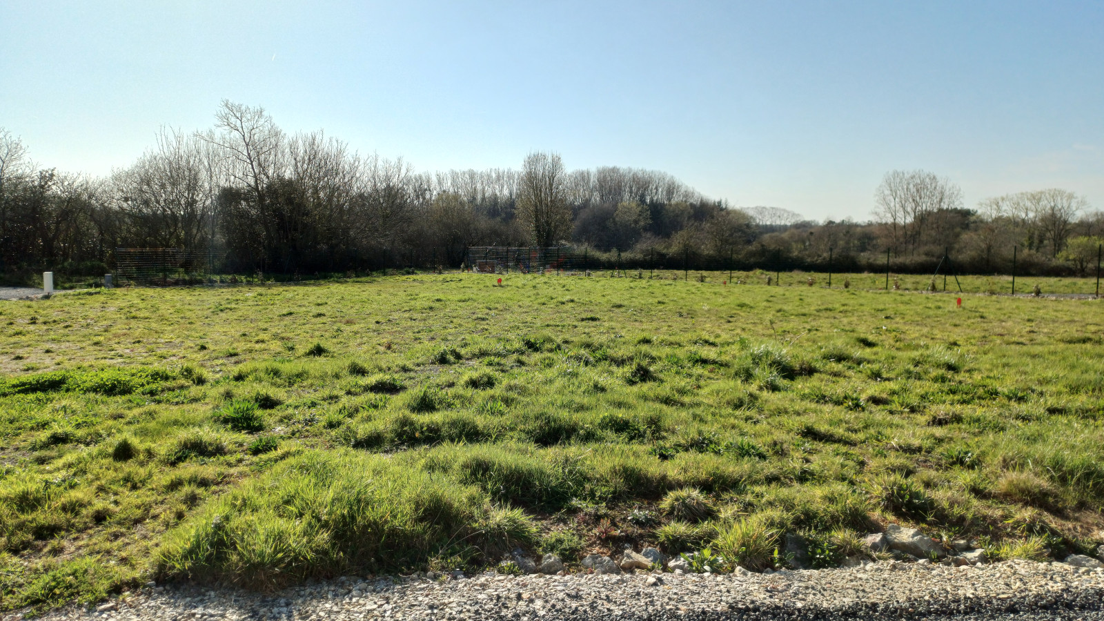 Terrain constructible de 330m2 à Aizenay