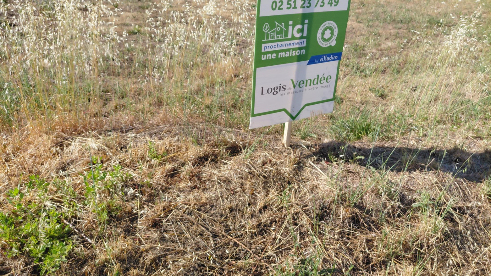 Terrain constructible de 467m2 à Montaigu-Vendée
